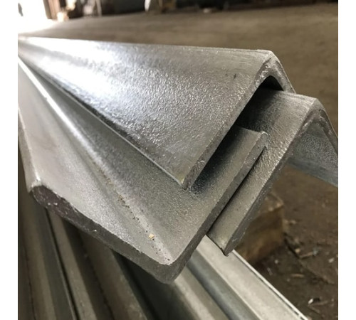 Оцинкованные уголки в Борисове от Спецметаллстрой