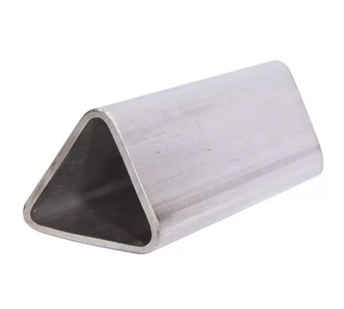 Треугольные трубы в Борисове для строительства и металлоконструкций